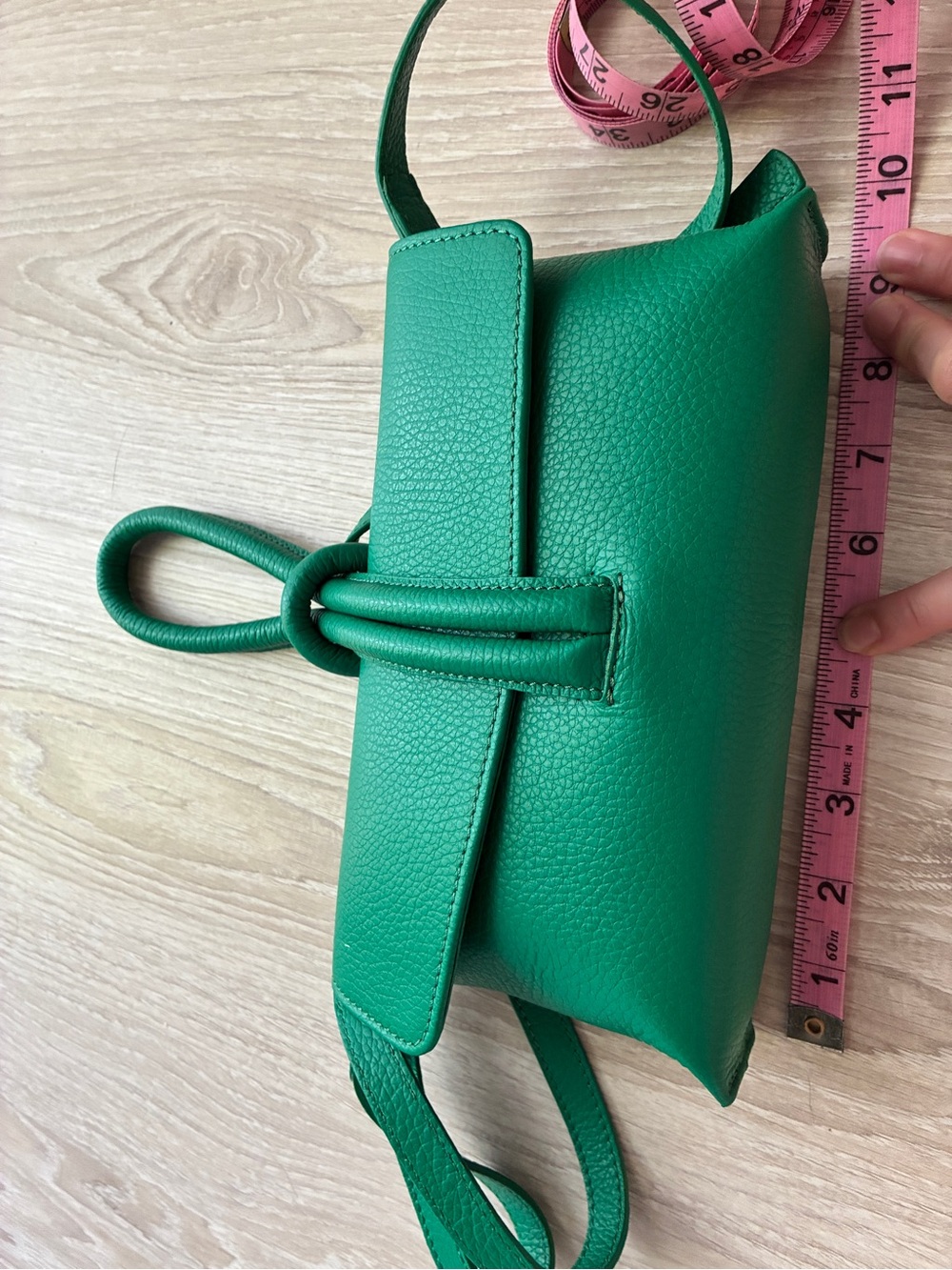M.Gemi- The Francesca tumbled leather Handbag in Green Kelly - Picture 4 of 10